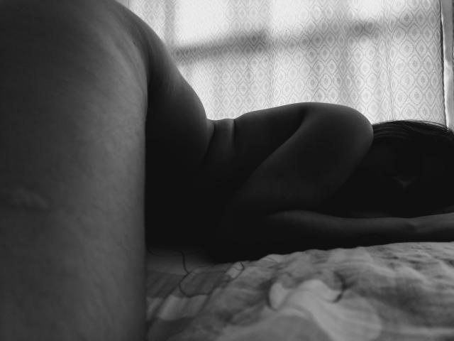 CamilleRossi - פורנו בשידור חי ומצלמת סקס - 16833782