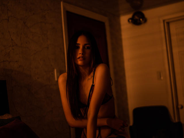 AdeleAnderson - Live sex cam - 16833970