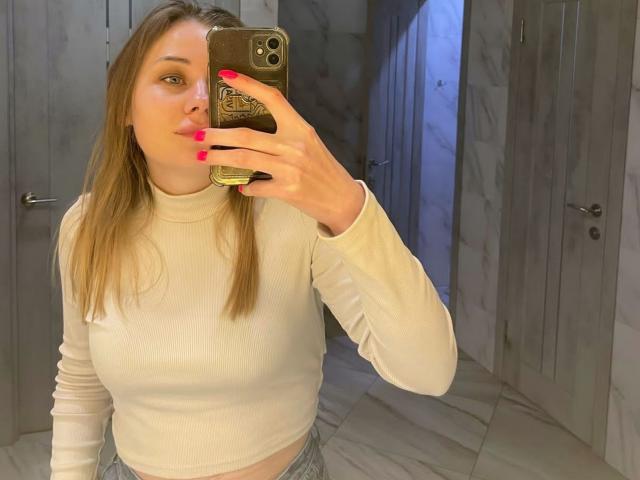 DaniellaDalton - Sexe cam en vivo - 16834138