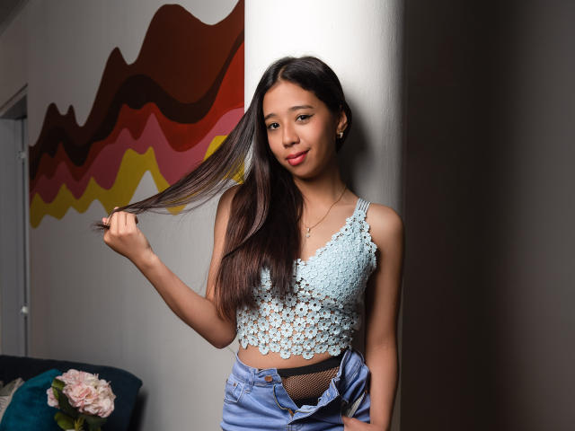 LilyHernandez - сексуальная веб-камера в реальном времени - 16840066