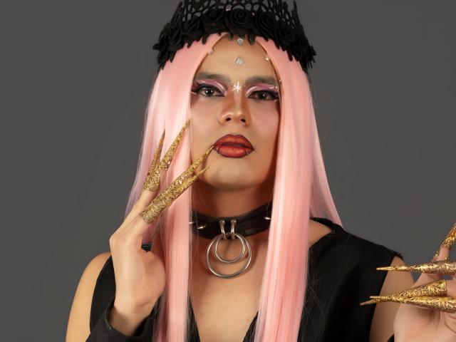 MistressEdggy - Live Sex Cam - 16846774