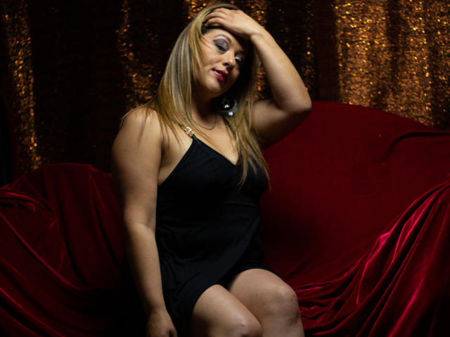 SorayaMiller - Live porn &amp; sex cam - 16847570