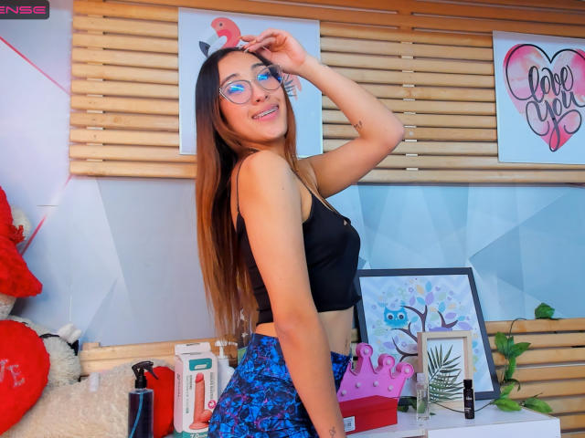 LynaMiller - Porno na żywo i seks kamera - 16864374