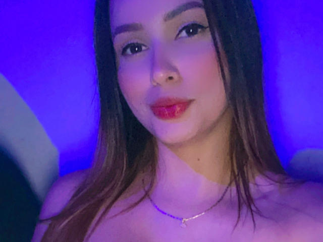 EmilyParkerr - Live porn &amp; sex cam - 16865690