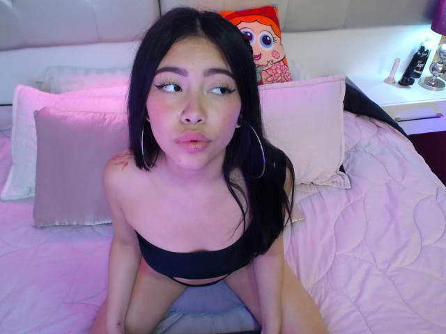 ZoeLourent - Live sex cam - 16882482