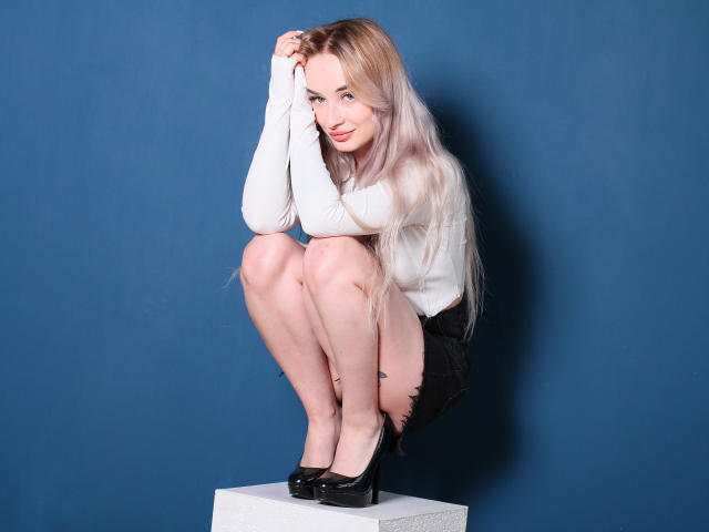 ValeryMiracle - сексуальная веб-камера в реальном времени - 16897022