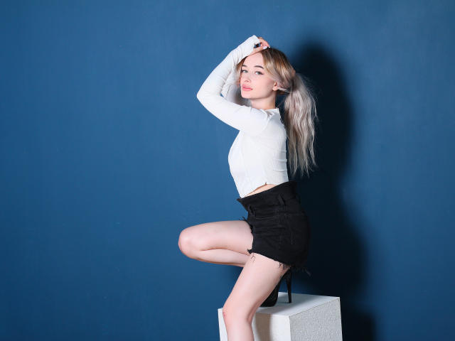 ValeryMiracle - сексуальная веб-камера в реальном времени - 16897026