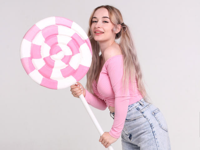 ValeryMiracle - Camera khiêu dâm &amp; quyến rũ trực tiếp - 16897082