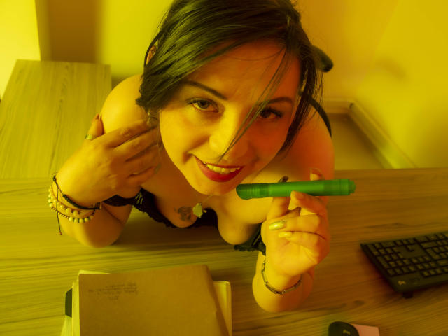 GabiFoks - Live sex cam - 16898250