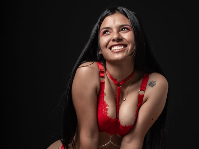 ChloeBrunette - Live Sex Cam - 16903158