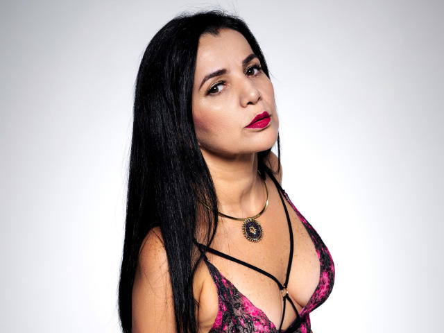 LuxuryMilf69 - Live porn &amp; sex cam - 16905858