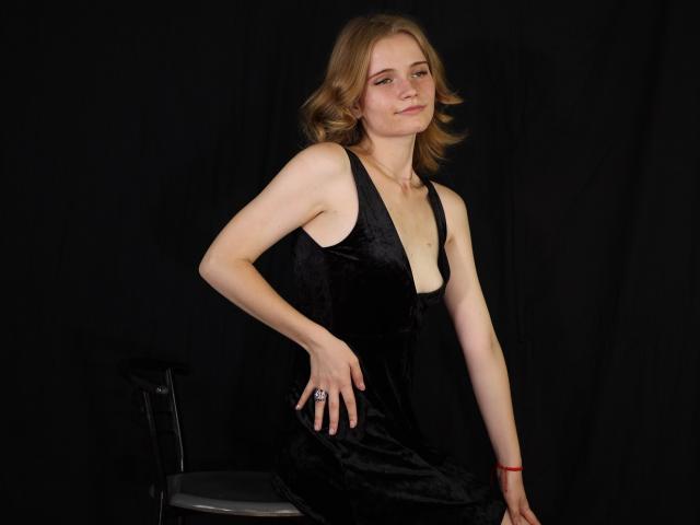 MargaritaKis - Live Sex Cam - 16916798