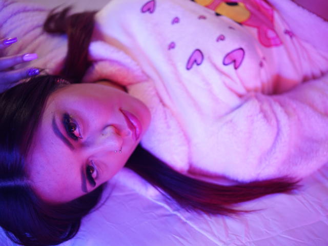 EmilyDurand - Live sexe cam - 16917474