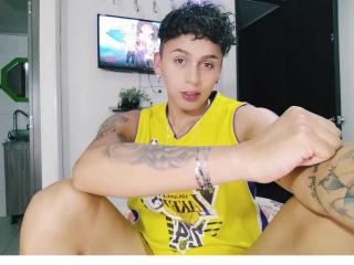 LuisHott - Live sex cam - 16931646