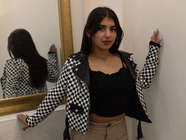 KloeHailie - Live porno og sexkamera - 16934690