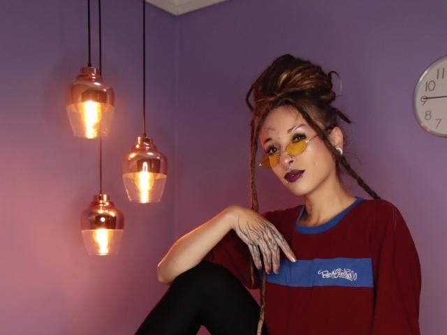 RastaPrincess69 - сексуальная веб-камера в реальном времени - 16934946