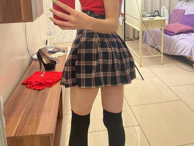 Ellison - Live sex cam - 16943598