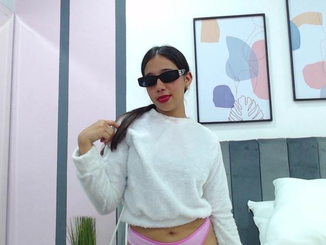 LilyHernandez - сексуальная веб-камера в реальном времени - 16944914