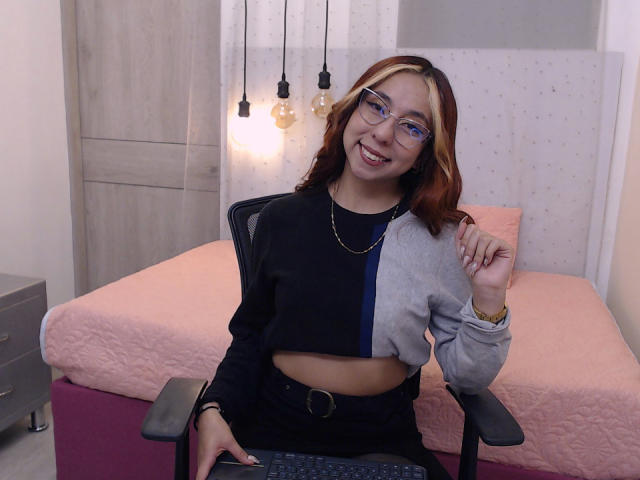 WandaLewis - Live porn &amp; sex cam - 16946238