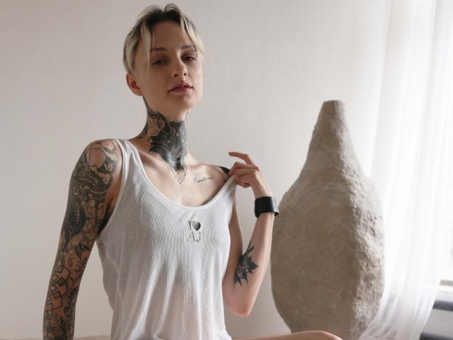 FreyaNorth - Sexe cam en vivo - 16948418