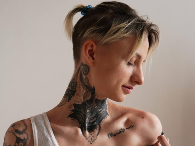 FreyaNorth - Live porn &amp; sex cam - 16948434