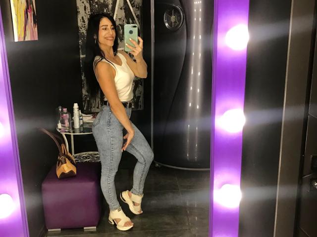 LeillaMurray - сексуальная веб-камера в реальном времени - 16965966