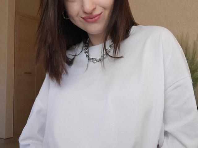 SunnyIsa - פורנו בשידור חי ומצלמת סקס - 16966918