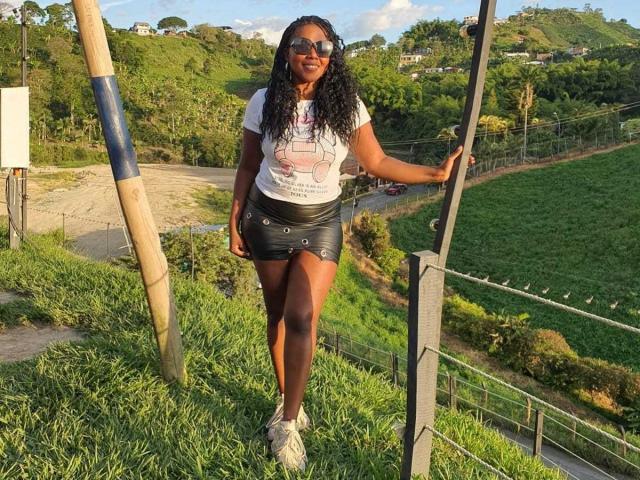 EmiraHot - Live porn &amp; sex cam - 16967182