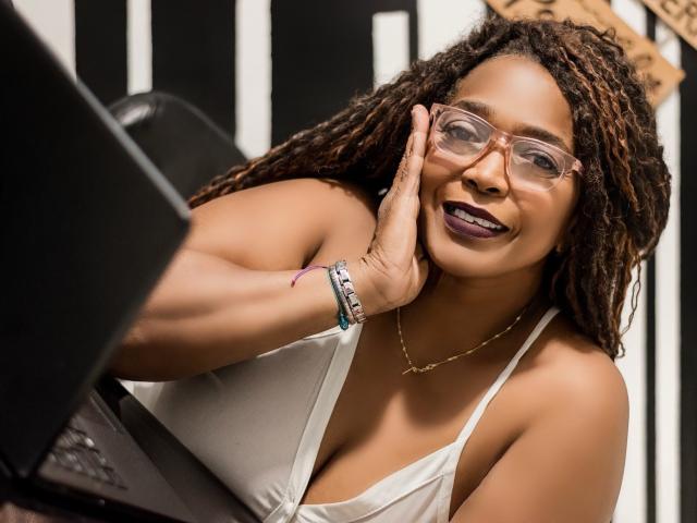 AinaMature - ライブポルノ&amp;セックスカム - 16967618