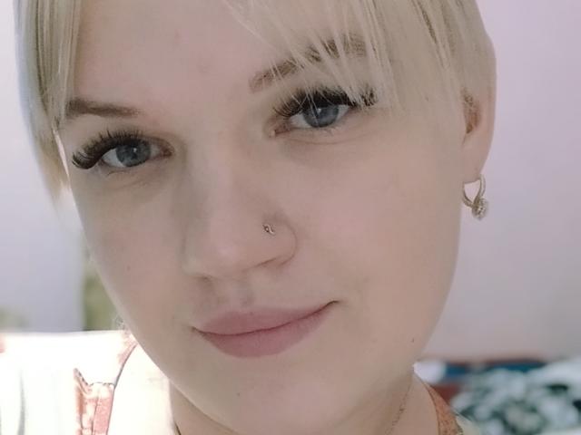 LisaHilly - Live porn &amp; sex cam - 16968050