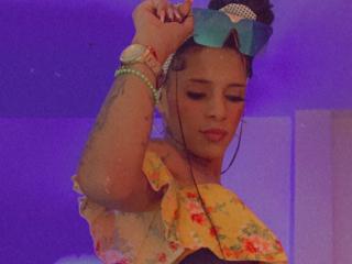 SofiaWaltonX69 - Live porn &amp; sex cam - 16970082