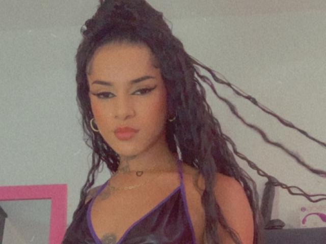 SofiaWaltonX69 - сексуальная веб-камера в реальном времени - 16970106