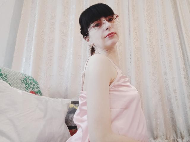 DiamondLeona - פורנו בשידור חי ומצלמת סקס - 16972118