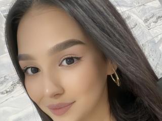 RennieAugustina - Live porn &amp; sex cam - 16975250