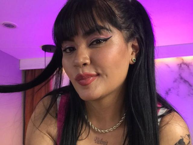 AvaRieu - Sexe cam en vivo - 16979202