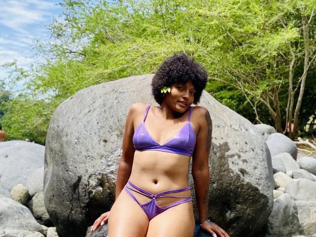 StefyRoldans - Live sex cam - 16979762