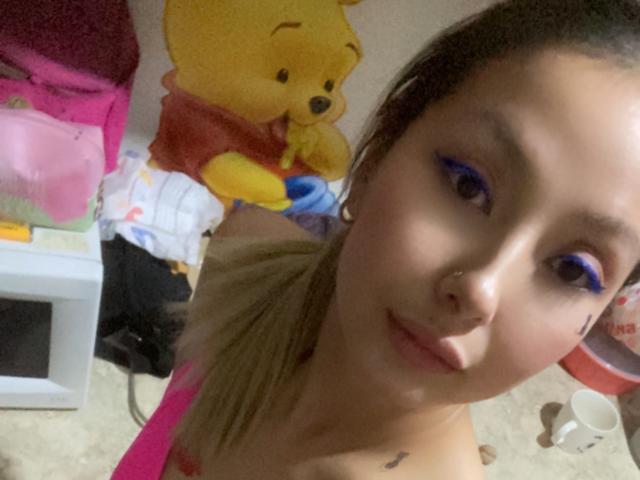 LaraXDream - Live sexe cam - 16988762