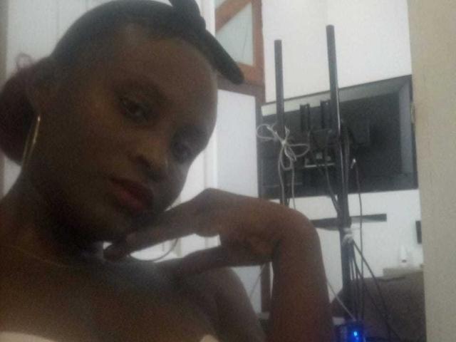 KeniaDiallo - Live porn &amp; sex cam - 16992026