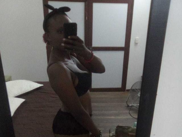 KeniaDiallo - Live porn &amp; sex cam - 16992034