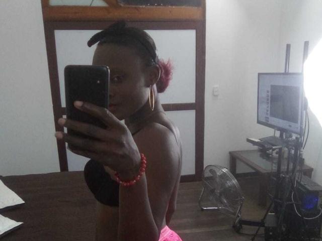 KeniaDiallo - Camera khiêu dâm &amp; quyến rũ trực tiếp - 16992082