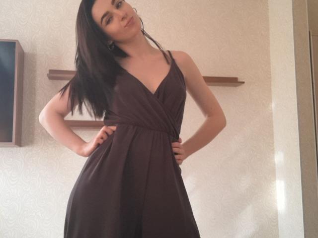 SunnyIsa - Camera khiêu dâm &amp; quyến rũ trực tiếp - 16995298