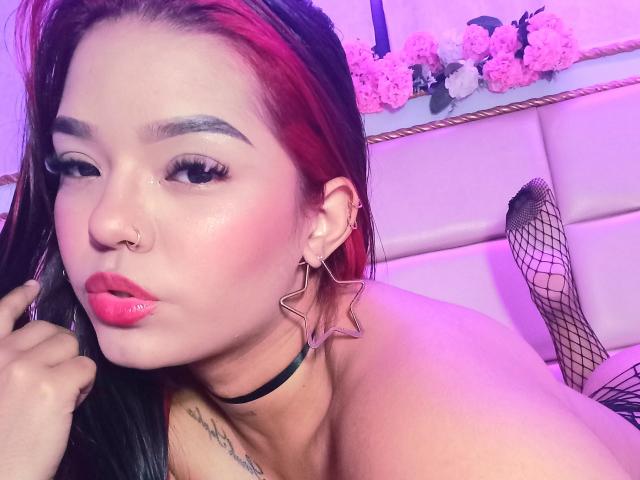 EmiilyBrowm - Sexe cam en vivo - 17005546