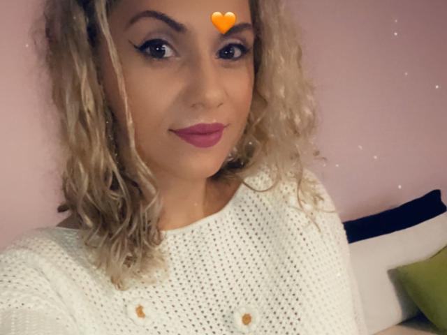 LucilleXSugar - פורנו בשידור חי ומצלמת סקס - 17010514