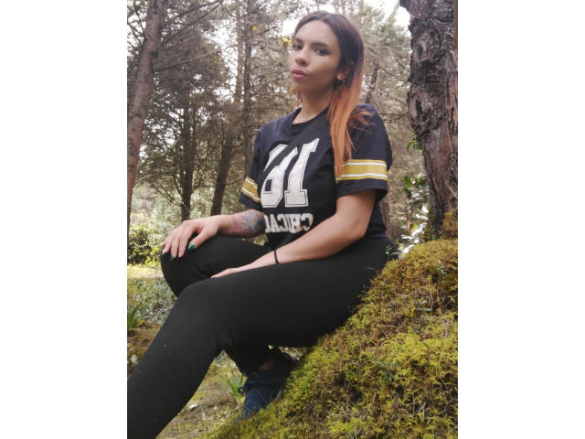 VioletaStone - פורנו בשידור חי ומצלמת סקס - 17014550