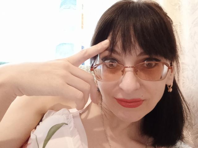 DiamondLeona - Sexe cam en vivo - 17018918