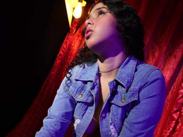 AprilKeith - сексуальная веб-камера в реальном времени - 17023874