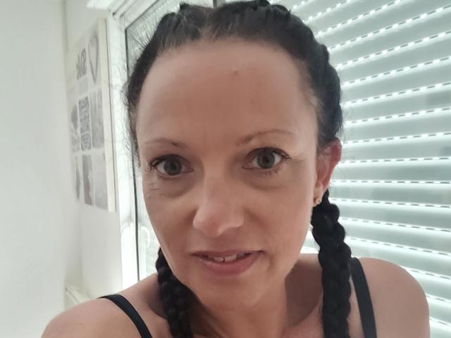 MissBonnie - Sexe cam en vivo - 17024518