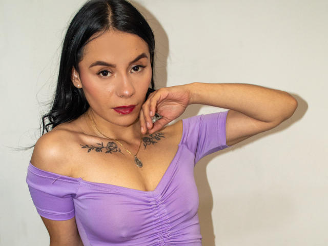 LiaSaenzs - Porno na żywo i seks kamera - 17028854