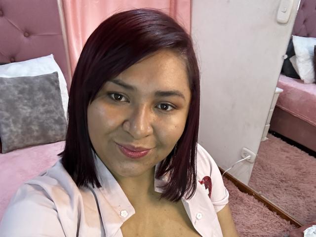 KarlaWild - Live sex cam - 17047990