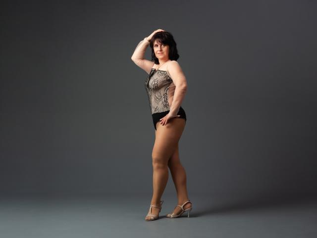 KamilaDelfi - Sexe cam en vivo - 17052502